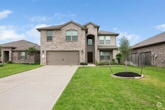 Building Photo - 5611 Cedar Cres Ct