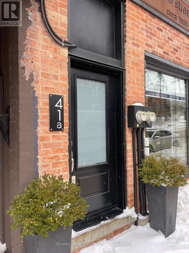 Building Photo - 41 Bruce St S