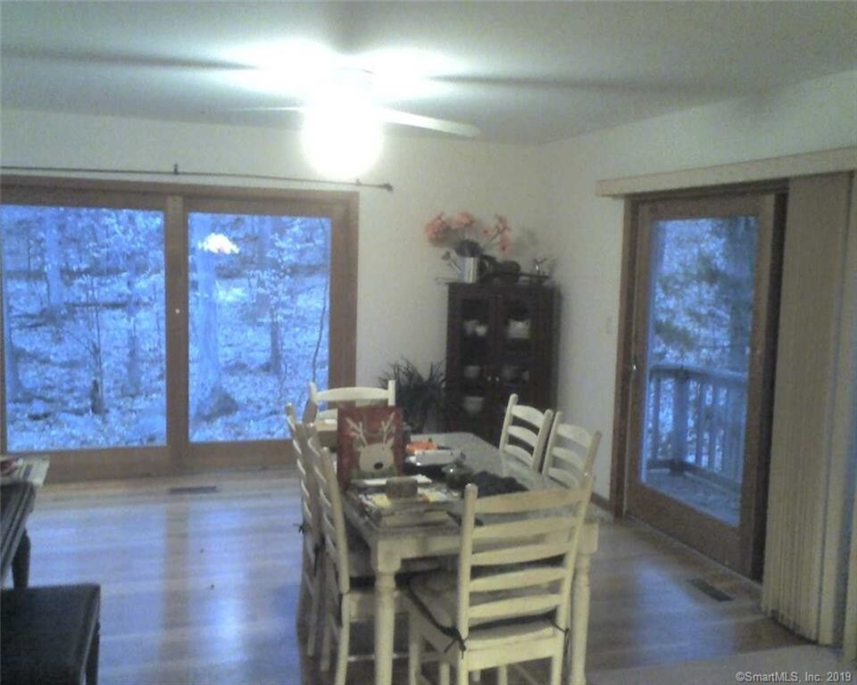 Primary Photo - 230 Mountain Rd