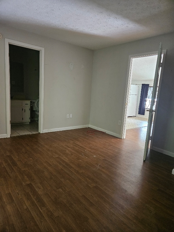 Building Photo - 237 Main St