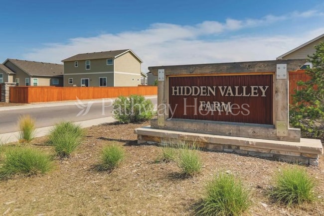 Building Photo - 963 Cascade Falls St