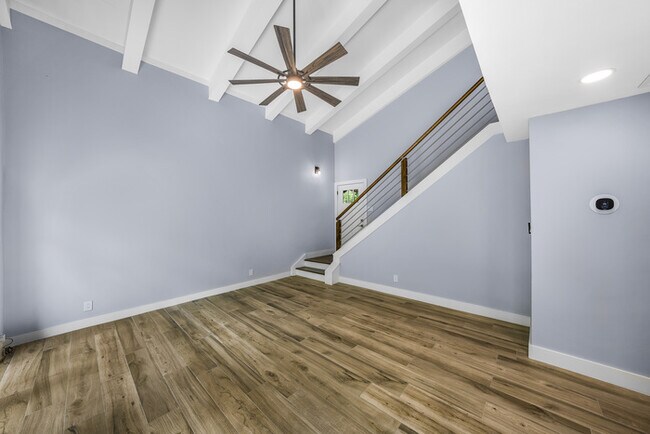 Foto del edificio - 2817 Kinney Oaks Ct