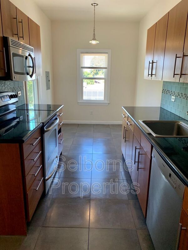 Foto del edificio - 507 Forest St