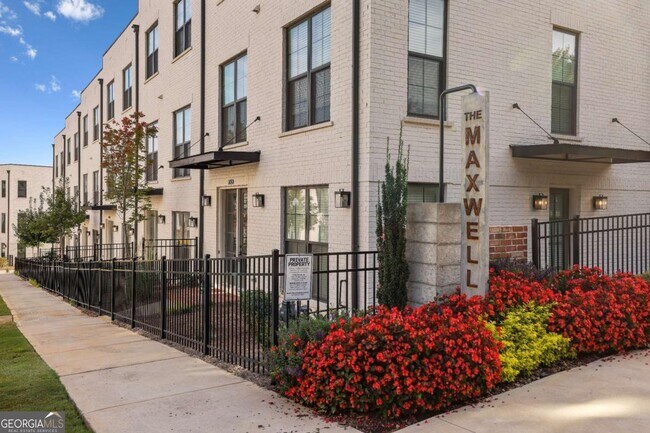 Foto del edificio - 432 Burton Dr