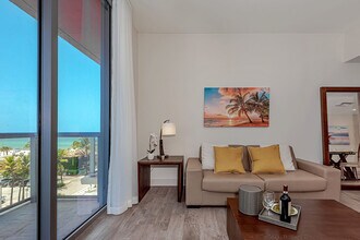 Building Photo - 777 N Ocean Dr