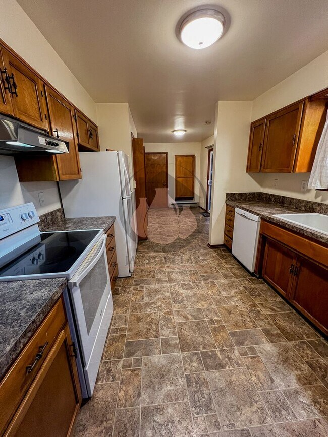Building Photo - Single Level Home in the Country - COMING ...