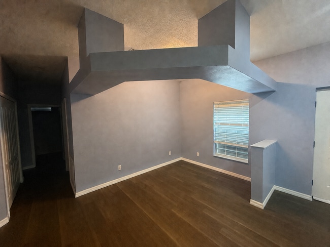 Building Photo - 249 Emerson Dr NW