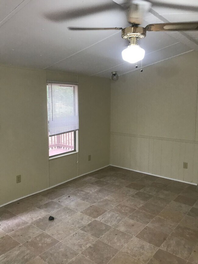 Foto del edificio - For rent: Madison county-Colbert, GA - Two...