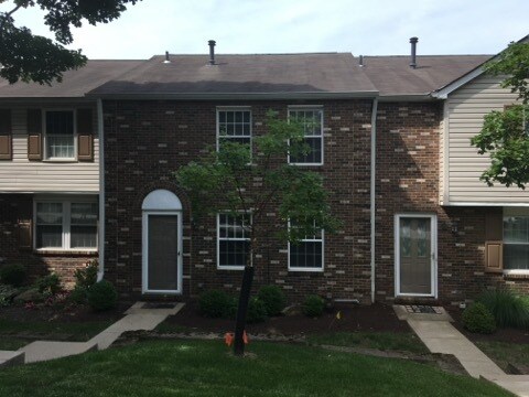Primary Photo - 282 Murrays Ln
