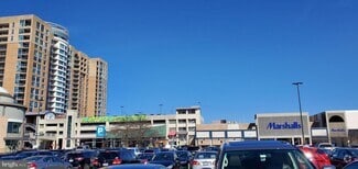 Building Photo - 5750 Bou Ave