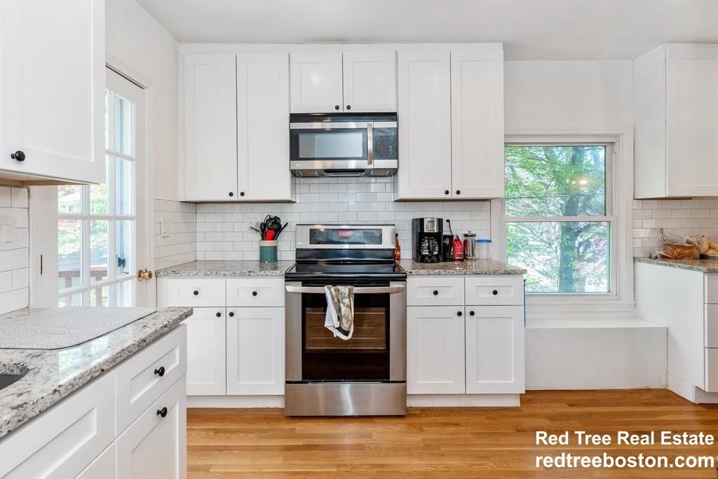 Photo - 21 Kinross Rd. Unit 3