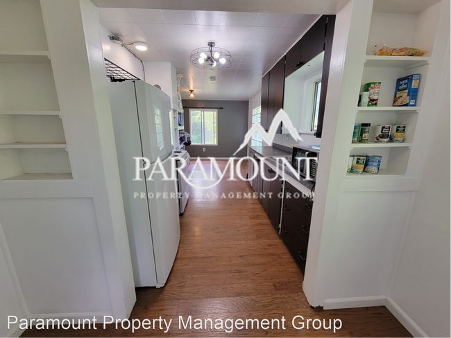 Foto del edificio - 1 br, 1 bath House - 1906 Front Ave W
