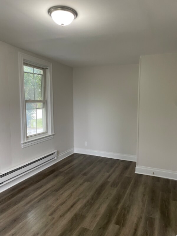 Building Photo - 4710 Schley Ave