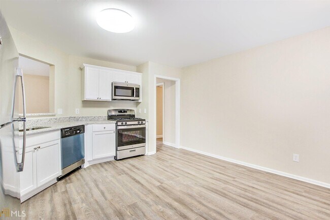 Building Photo - 1402 Paddocks Way