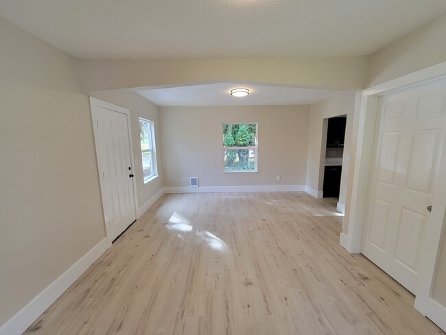 Foto del edificio - 12835 SW Grant Ave