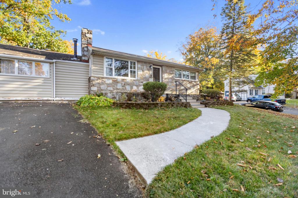 Foto principal - 1801 N Hills Ave