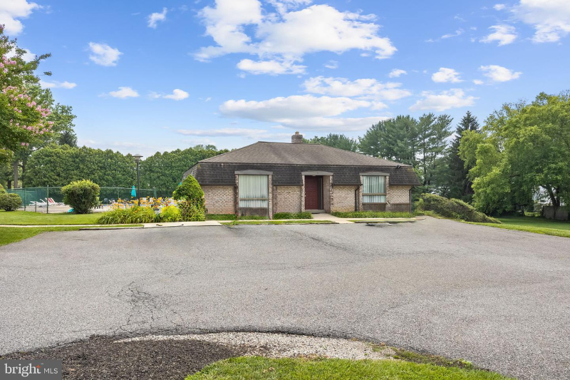 Foto principal - 822A Putnam Blvd