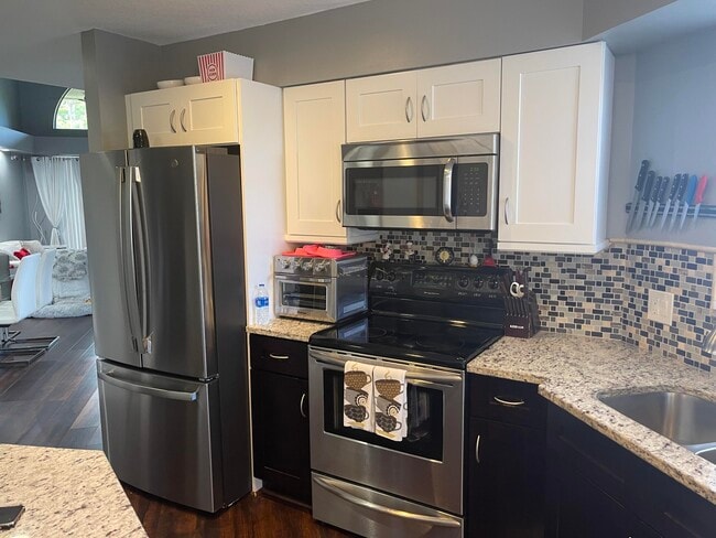 Building Photo - 9316  Boca Gardens Pw  F Boca Raton Fl 33496