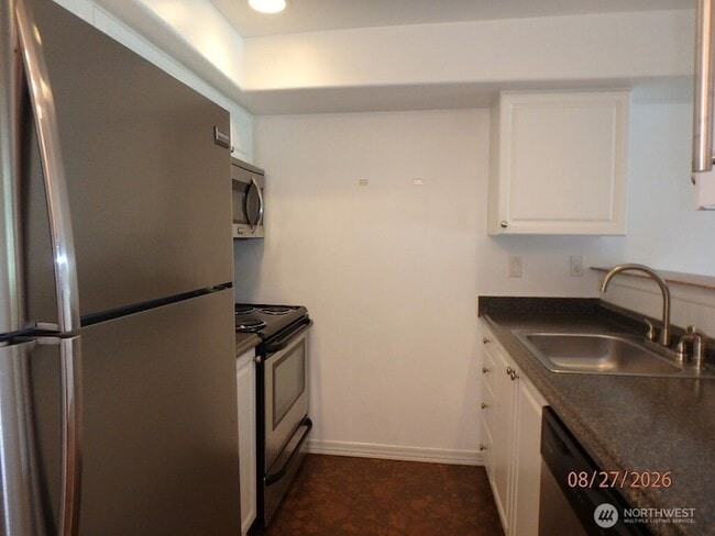 Building Photo - 18621 Blueberry Ln