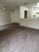 Building Photo - 824 Minor St