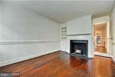 Foto del edificio - 323 Duke St