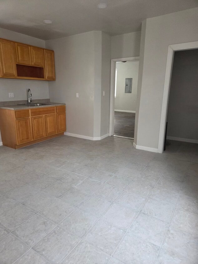 Photo - 440 E Cheltenham Ave (Philadelphia, PA)