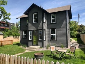Building Photo - 1004 W Pine St
