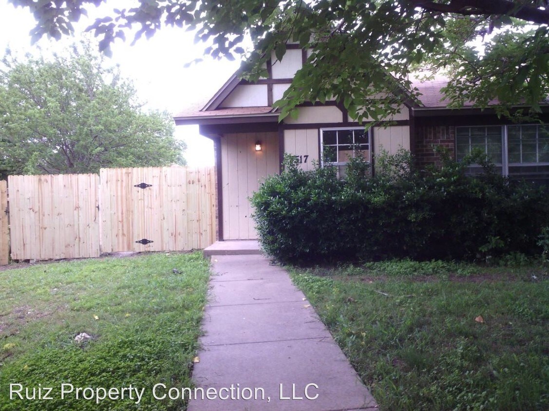 Primary Photo - 7517 Tiffany Meadows Ln