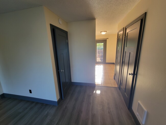 Building Photo - 1343 NW Drake Way
