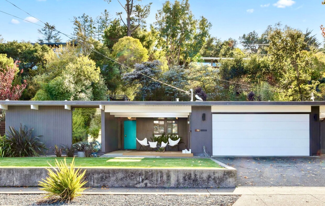 Foto principal - Mid Century Dream Home