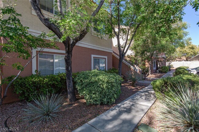 Foto del edificio - 10553 Pine Glen Ave