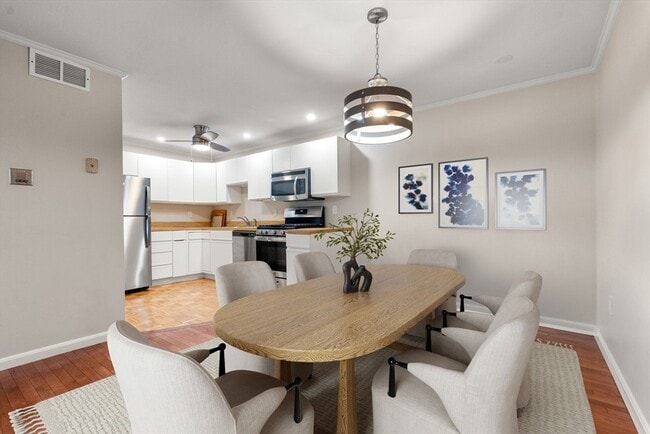 Foto del edificio - 1216 Vfw Pky