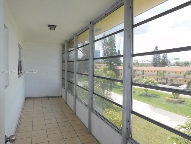 Foto del edificio - 2810 NE 201st Terrace