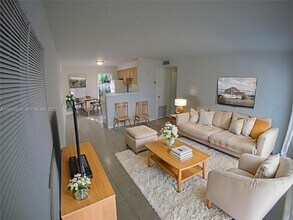 Building Photo - 1842 McKinley St