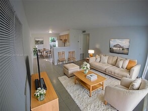 Building Photo - 1842 McKinley St