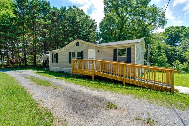 Building Photo - Peaceful 2BR 2 BA in Soddy Daisy