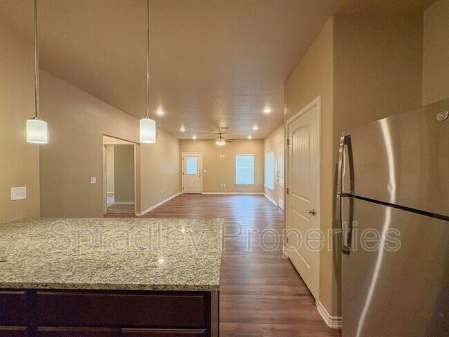 Building Photo - 1075 Hibiscus Dr