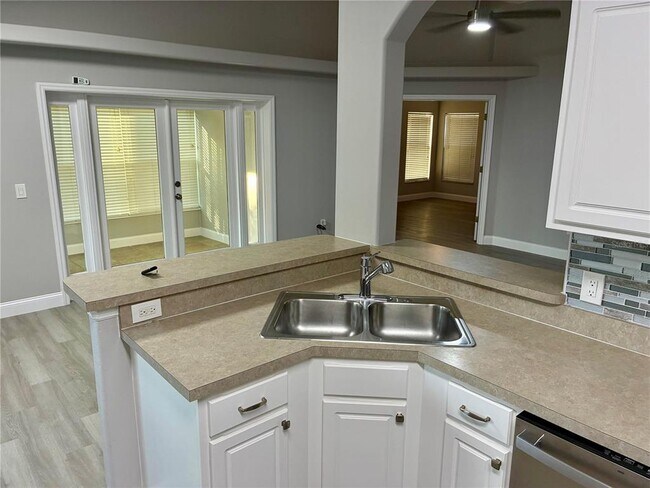 Foto del edificio - 951 Vindale Rd