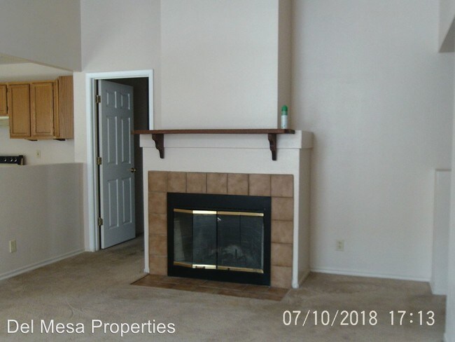 Building Photo - 3 br, 2 bath House - 1709 Skyview NE