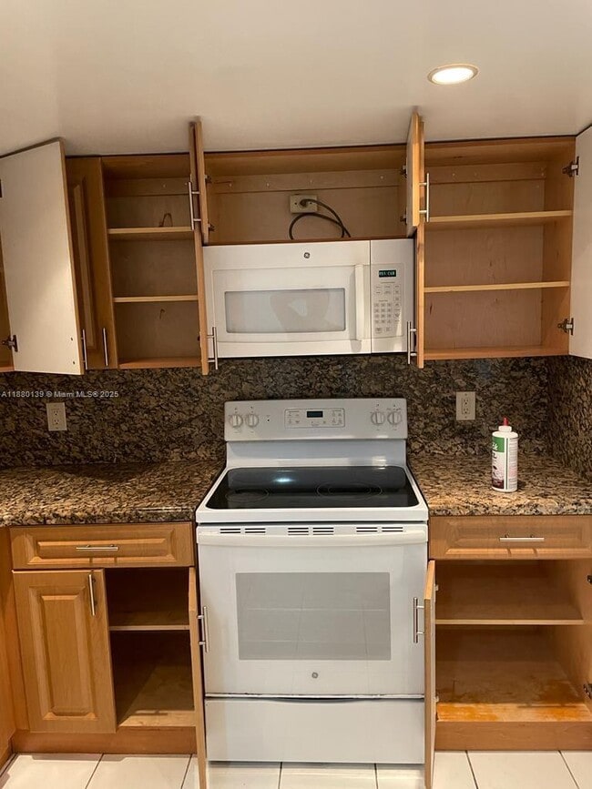 Building Photo - 6625 W 4th Ave