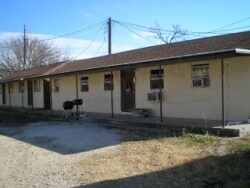 Primary Photo - 11320 Mason St