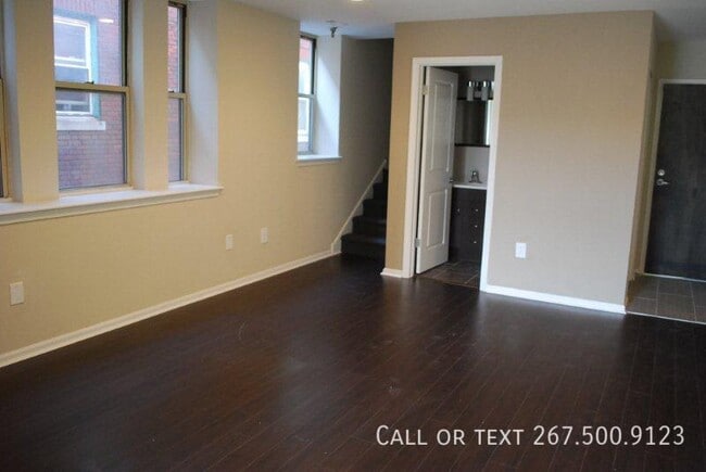 Building Photo - 4718 Chestnut-Unit F