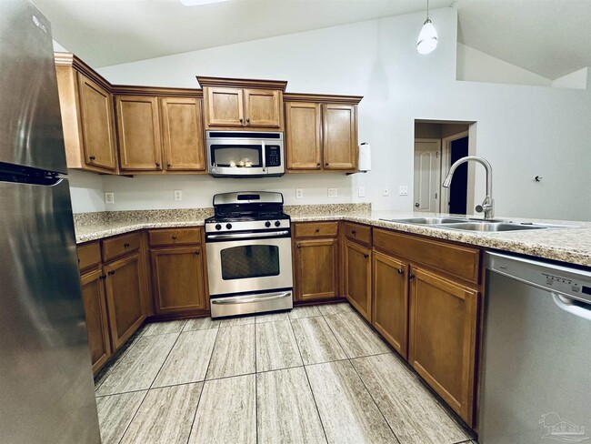 Building Photo - 1250 Benning Pl