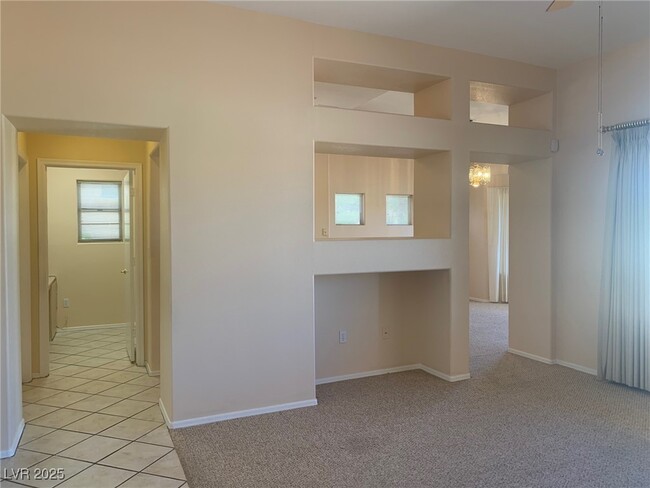 Foto del edificio - 10536 Cogswell Ave