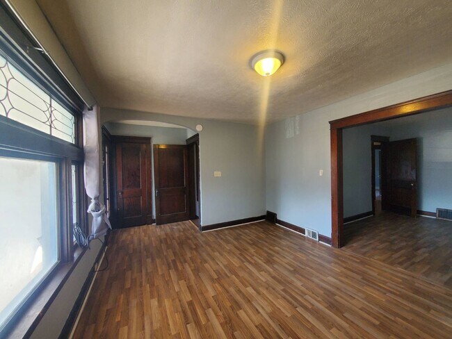 Foto del edificio - 2217 W 105th St