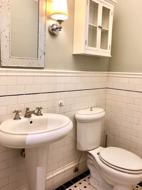 Powder room - 4636 18th St