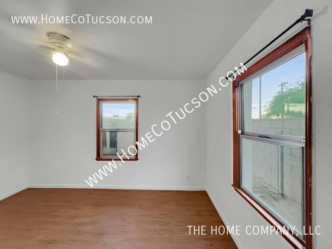 Foto del edificio - 3625 S Lundy Ave