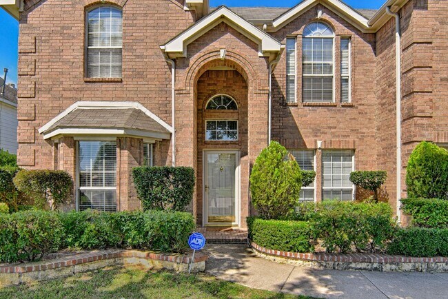 Foto del edificio - Large Mansfield High Home Centrally Located