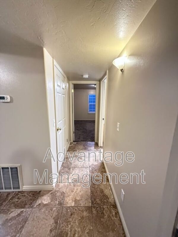 Foto del edificio - 1519 S 125 E St