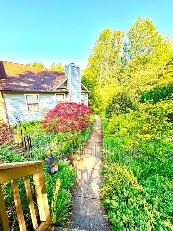 Building Photo - 542 Whitcover Cir